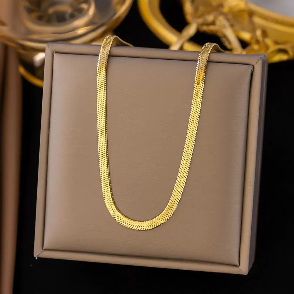 Signature Herringbone Chain Necklace